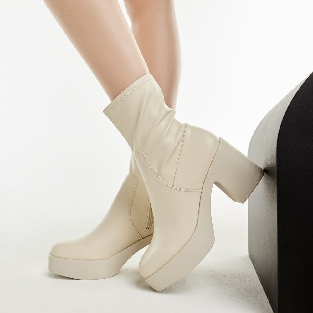 Nwob Aldo Upstep Platform Ankle Boot - image 1